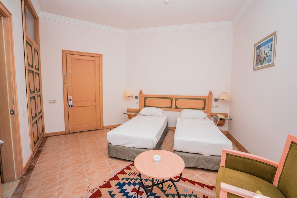 Amilla Beach Resort 22/50