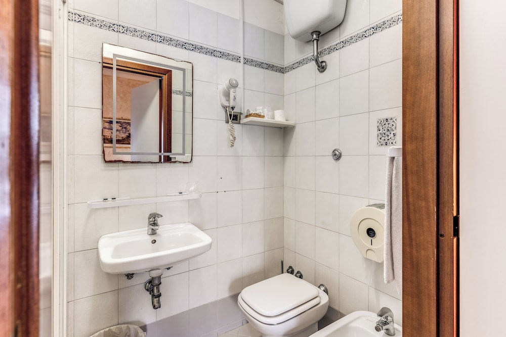 Hotel Milo 45/50
