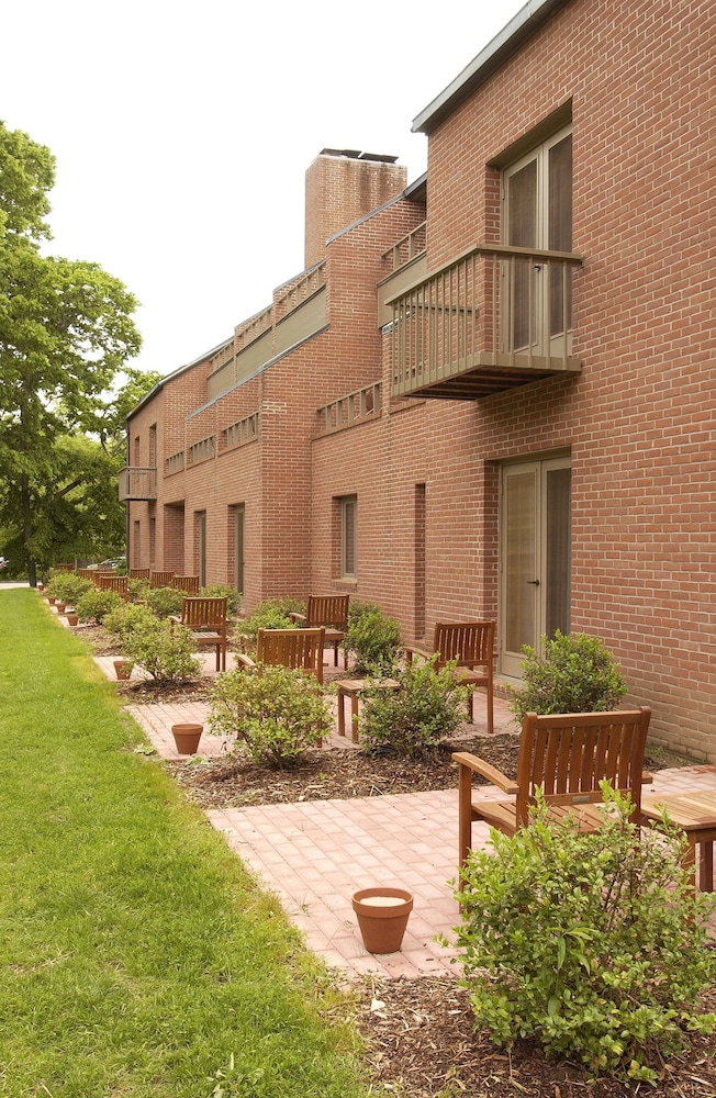New Harmony Inn Resort & Conference Center 41/49