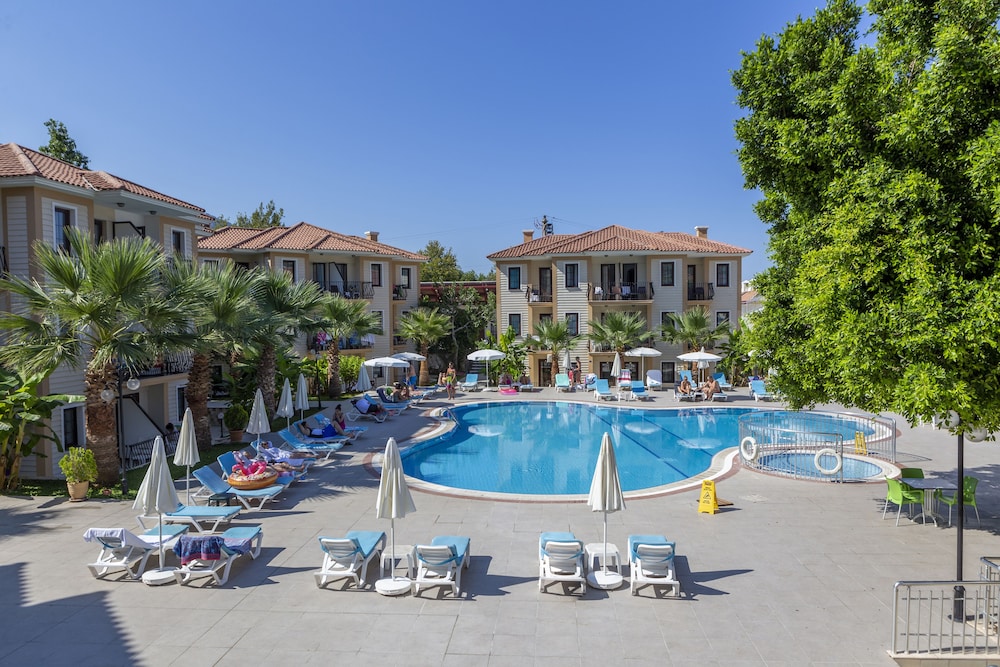 Marcan Beach Hotel (Adult Only +16) 31/37
