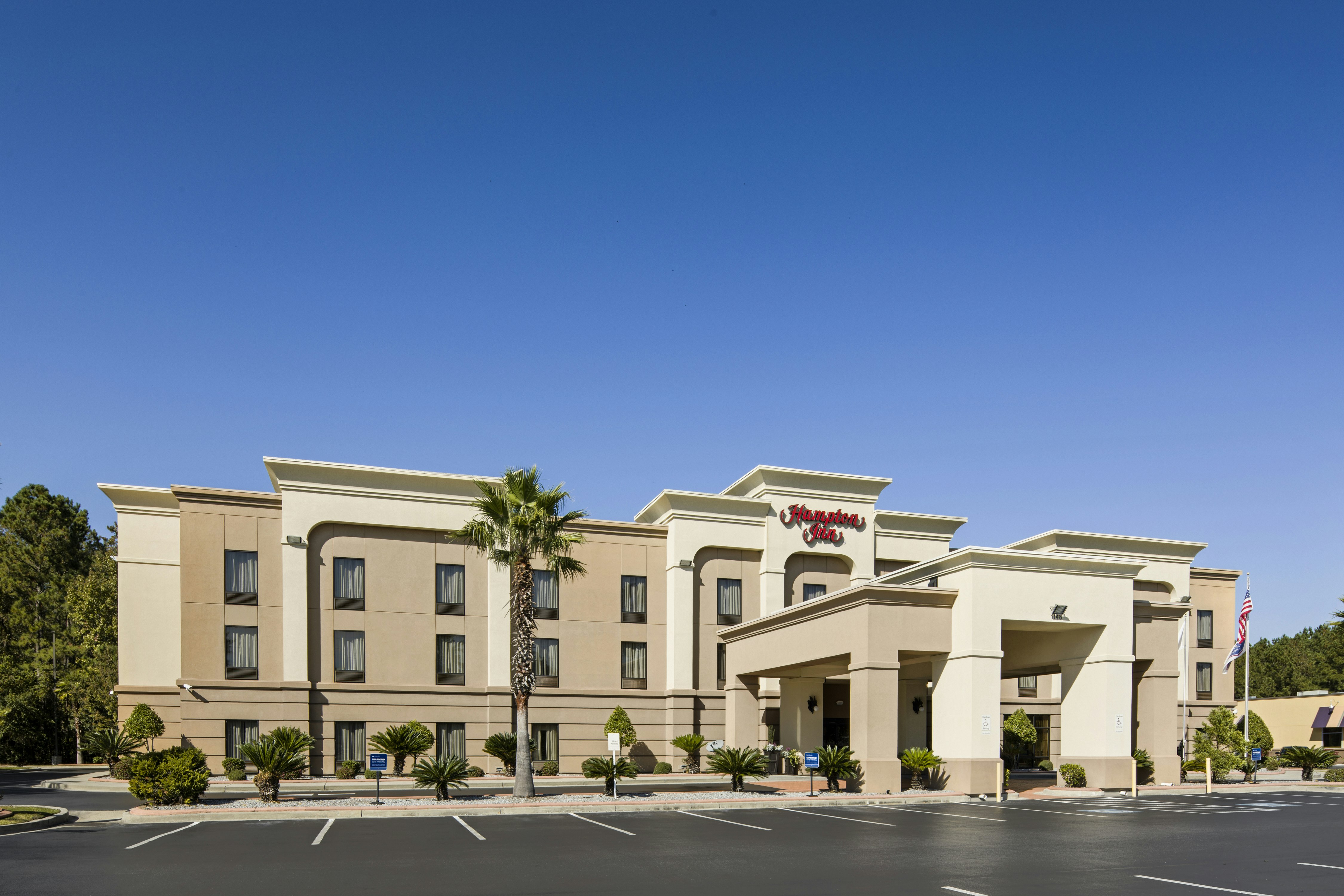 Hampton Inn Hinesville 39/41