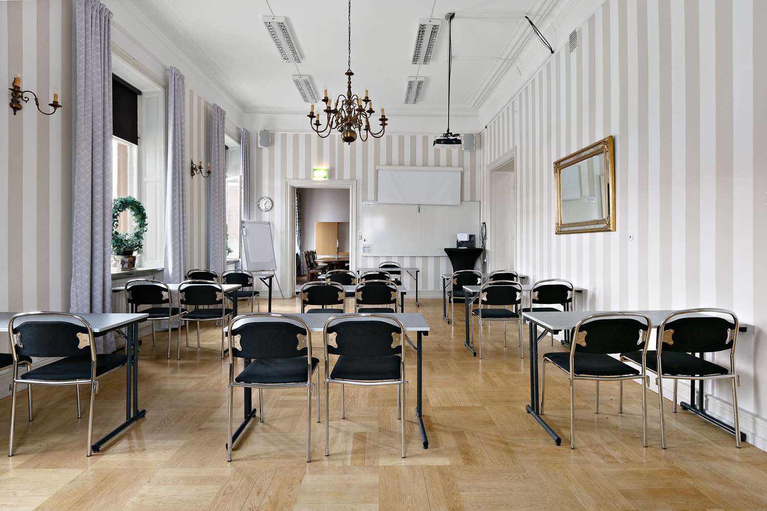 Nora Stadshotell, Sure Hotel Collection By Best Western 44/48