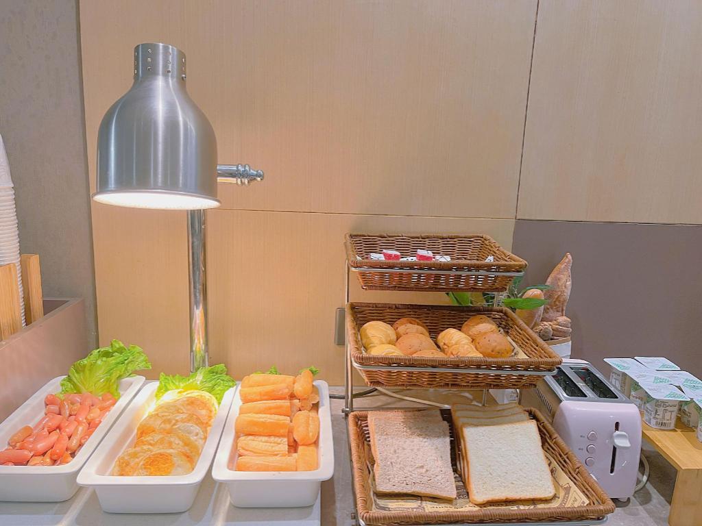 Home Inn Neo (Shanghai Songjiang Songwei North Road Branch) 35/54