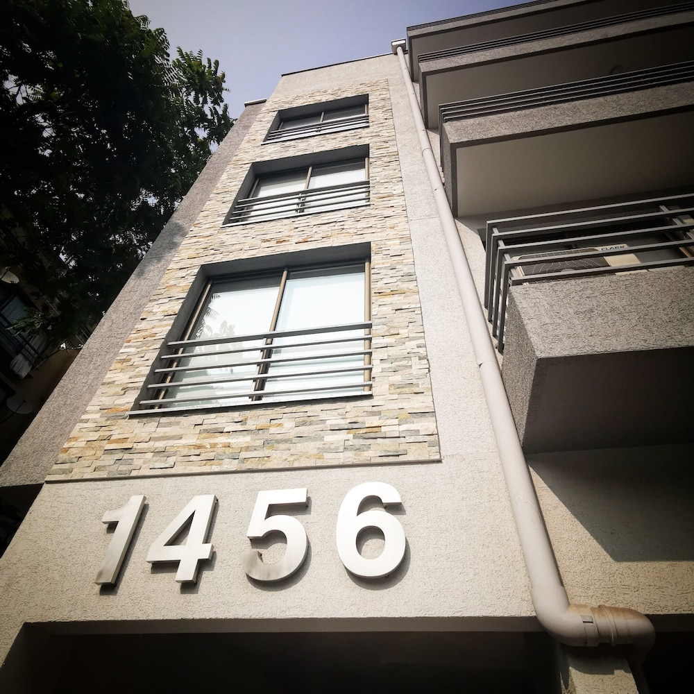 APART HOTEL VIVA PROVIDENCIA 1/30
