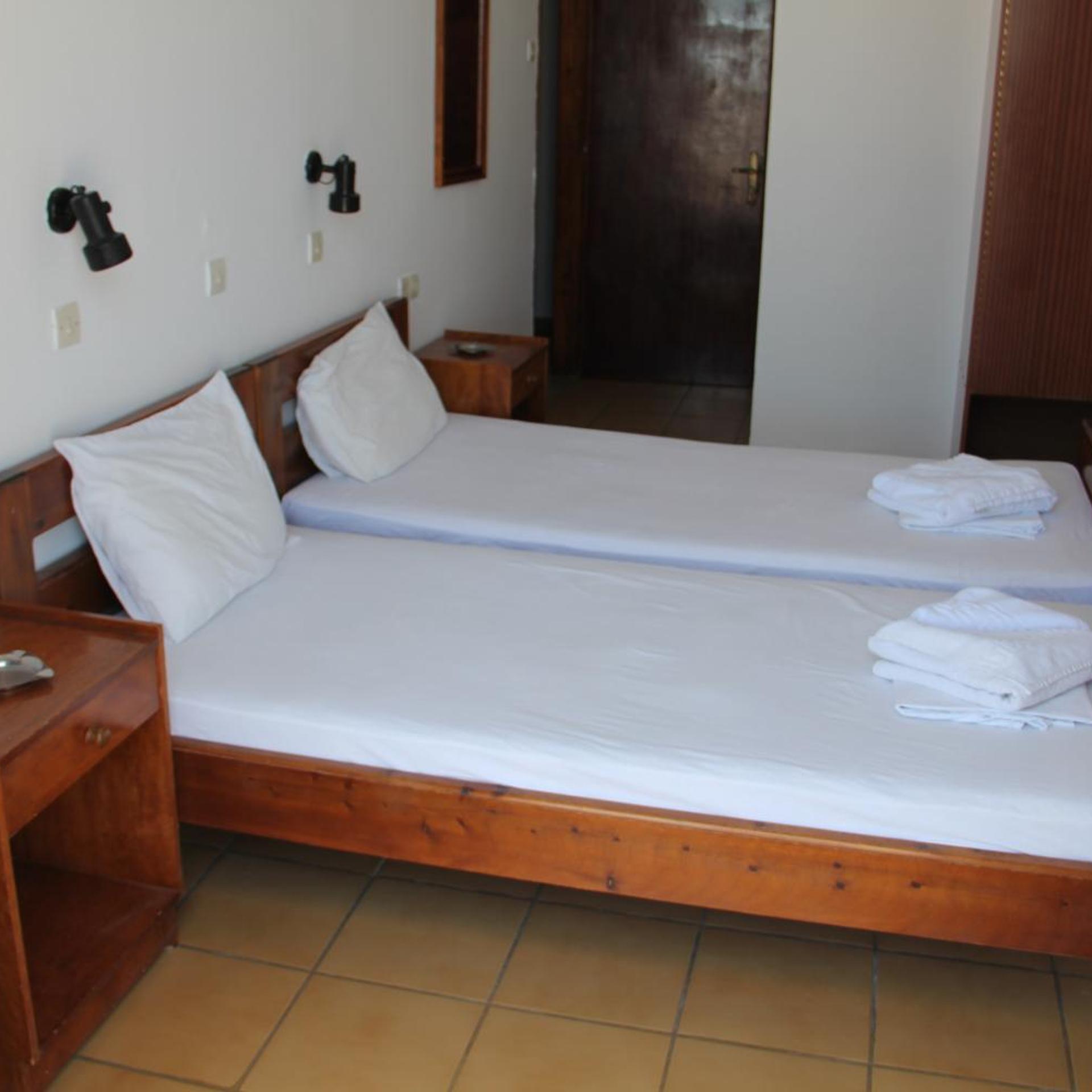 Stavris Hotel 13/50