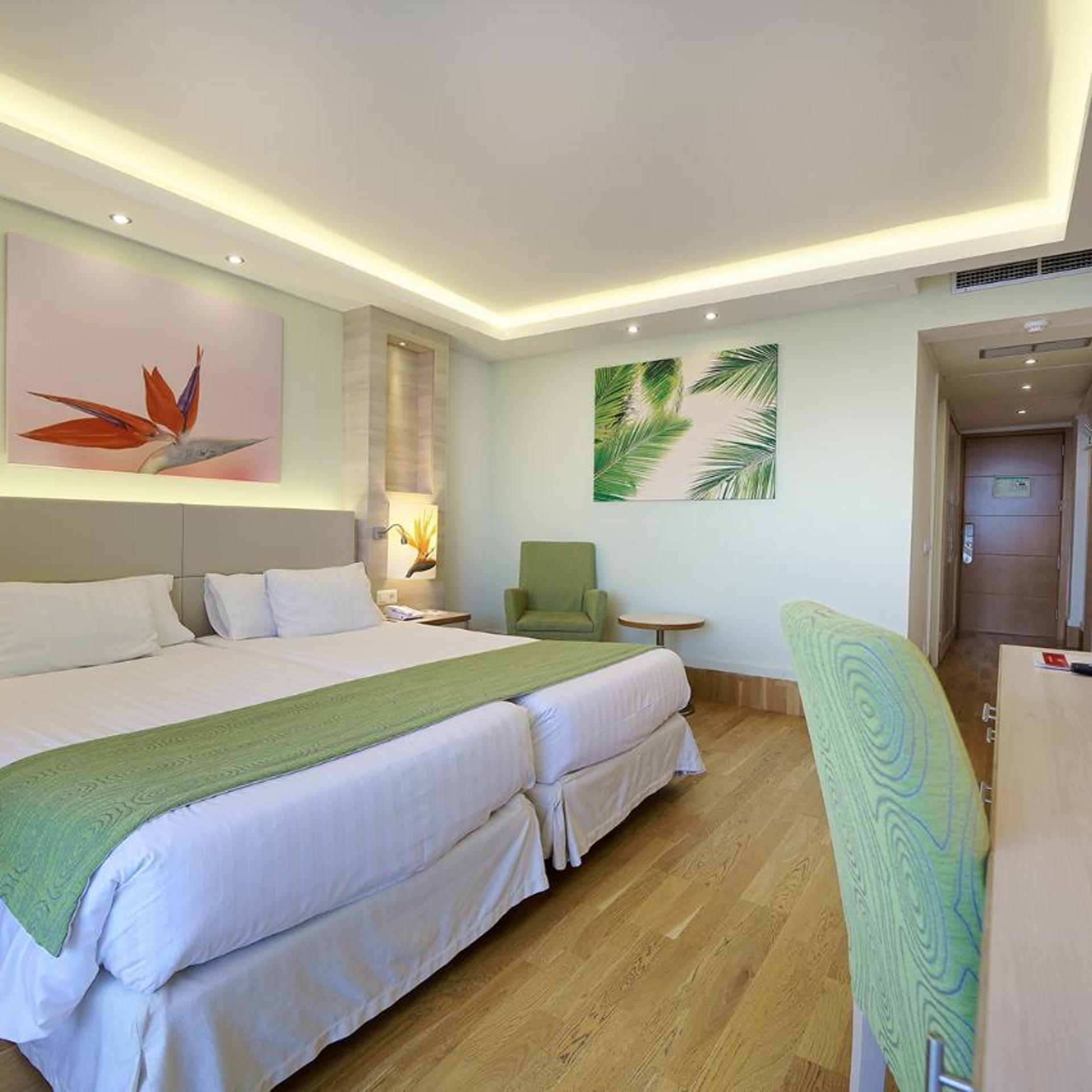 Room, Double Bed, Garden View