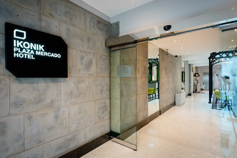 Ikonik Plaza Mercado 3/46