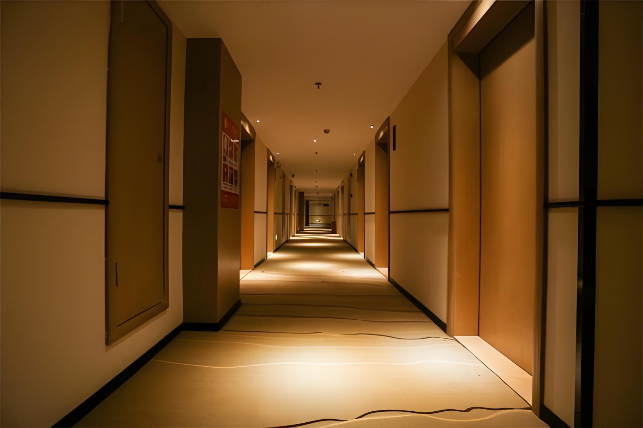 City Comfort Inn Xiantao First Middle School 34/52