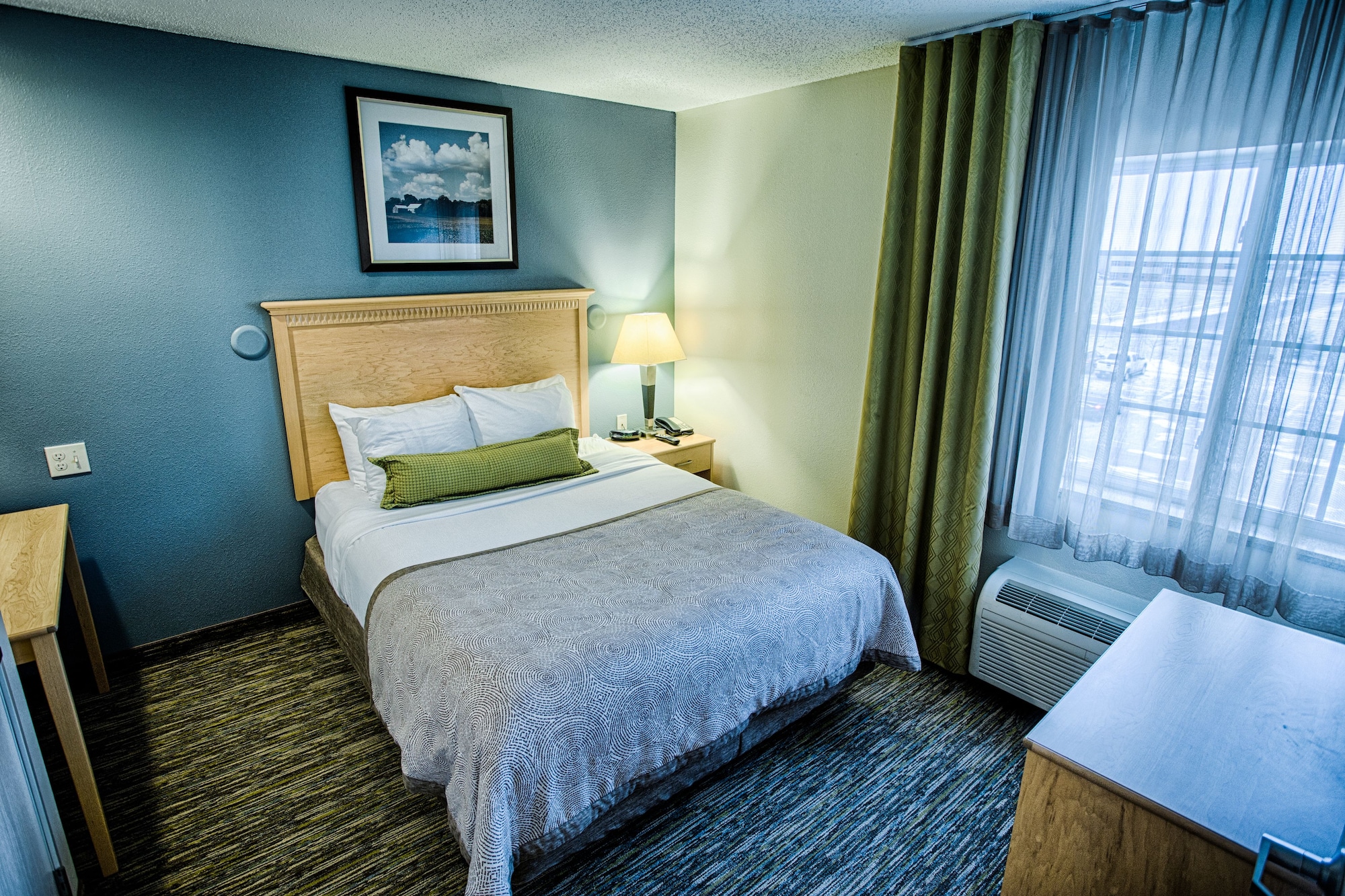 1 Bedroom, Suite, Queen Bed