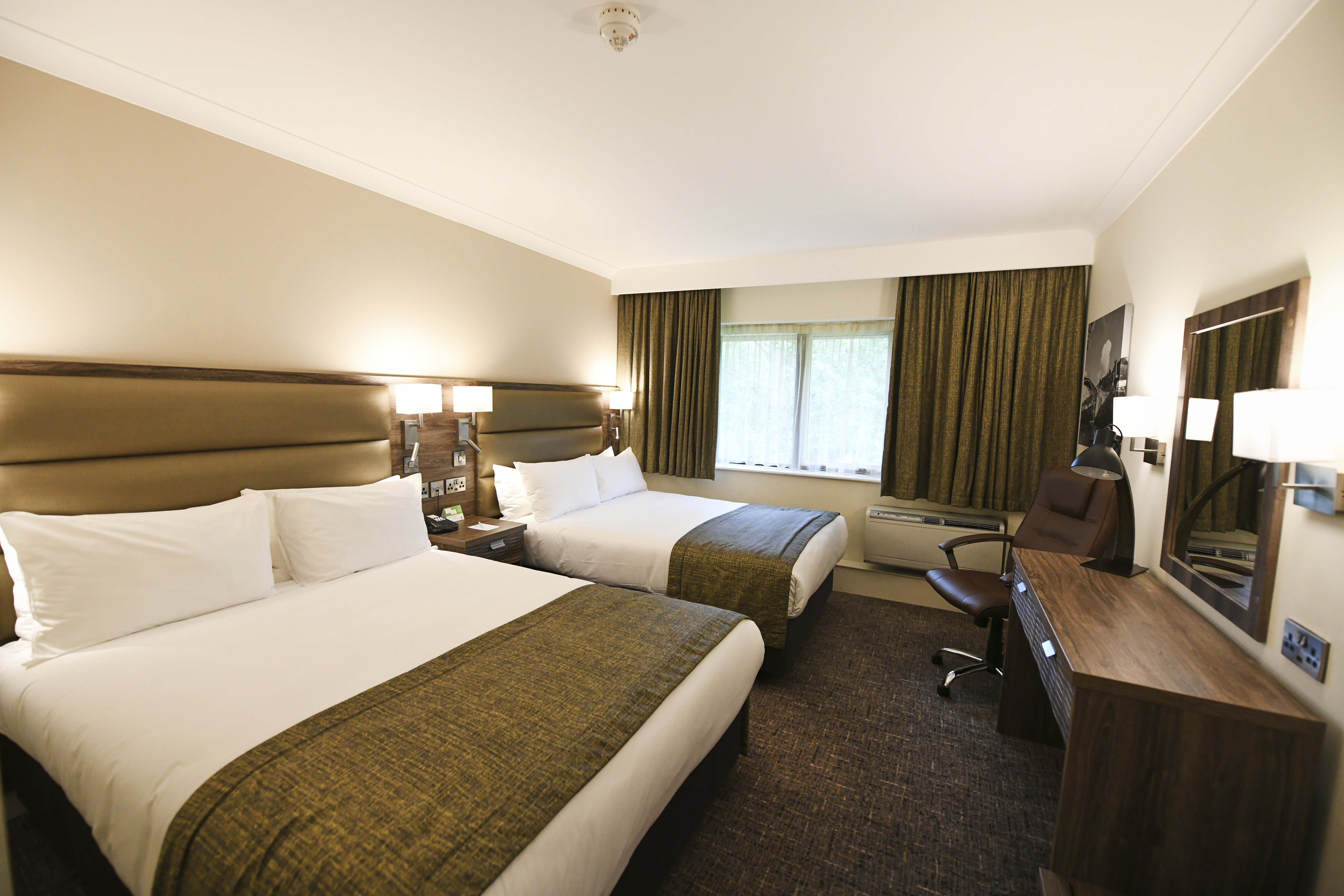 Holiday Inn Telford Ironbridge 7/26