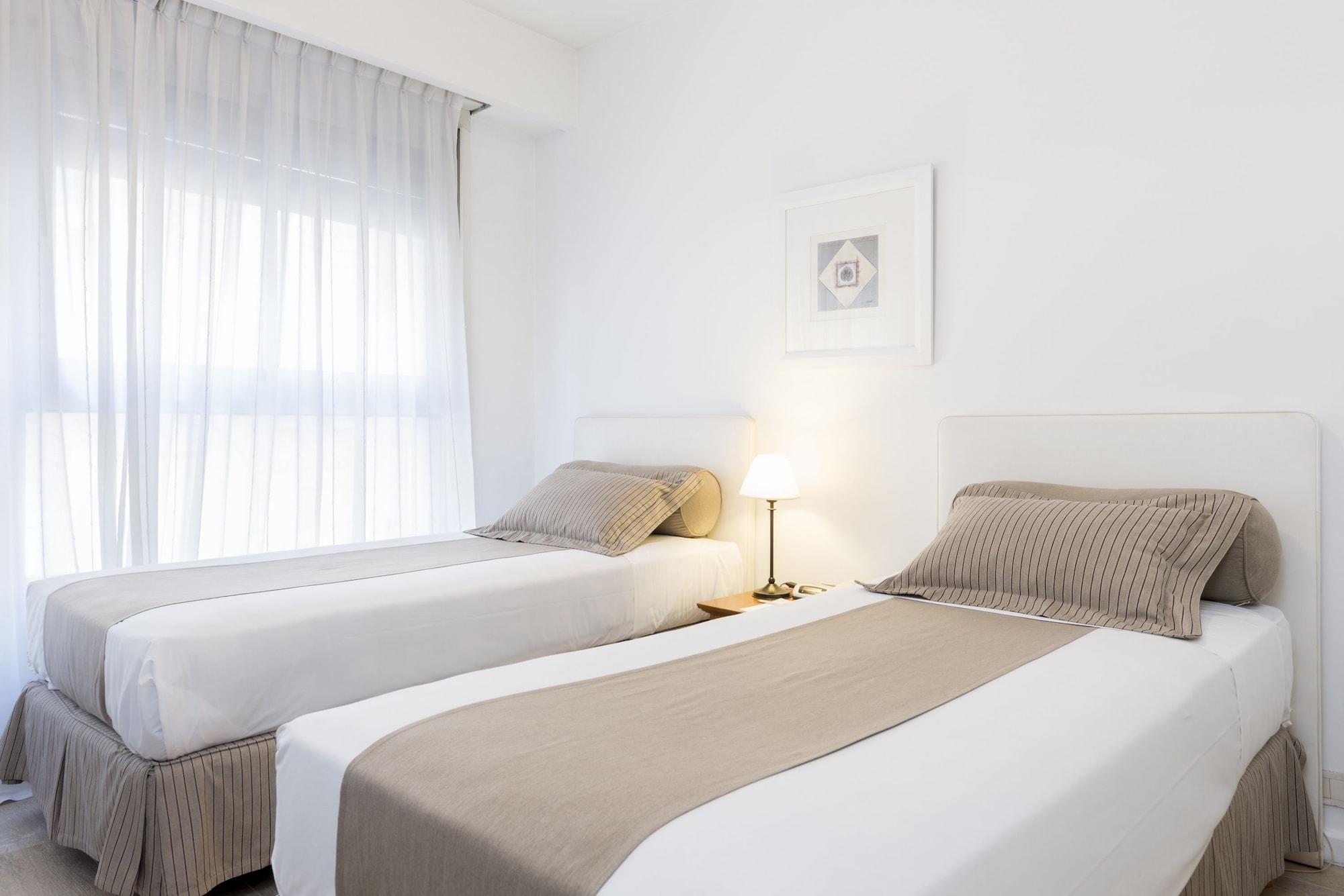 1 BEDROOM, APARTMENT