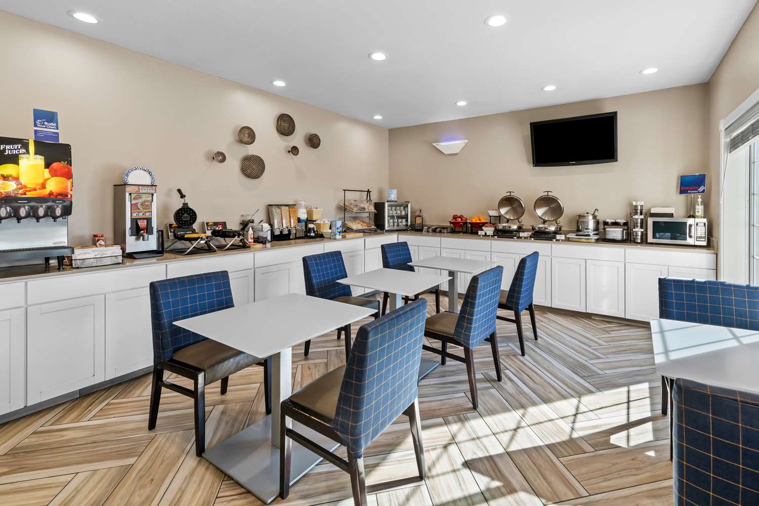 Best Western Worlds Of Fun Inn & Suites 36/41