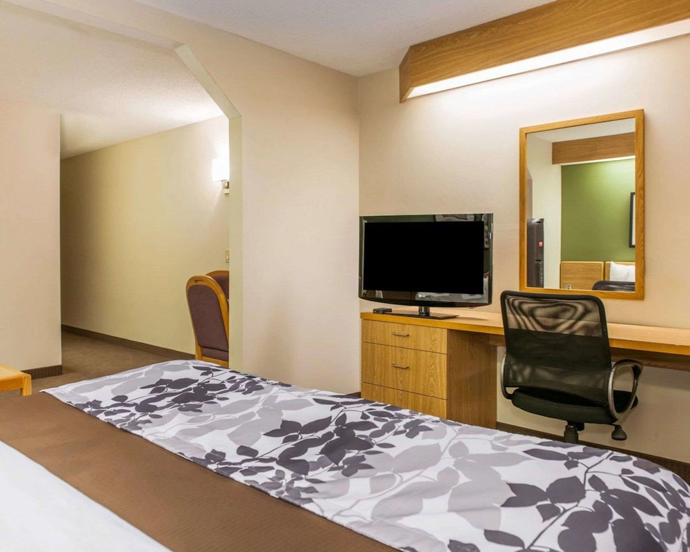 Sleep Inn Elkhart North 10/36