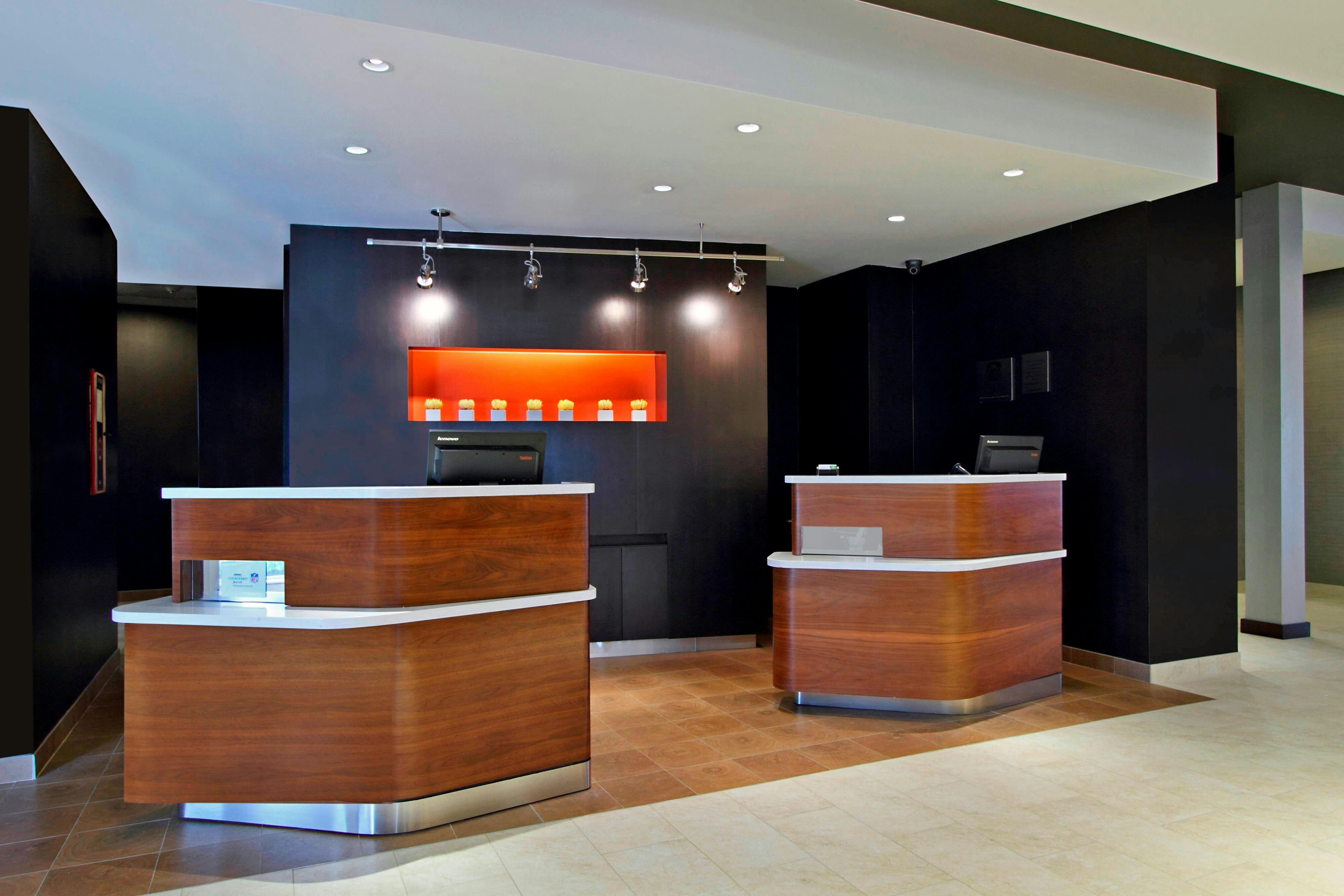 Lobby at Courtyard By Marriott Victoria, VICTORIA - TX