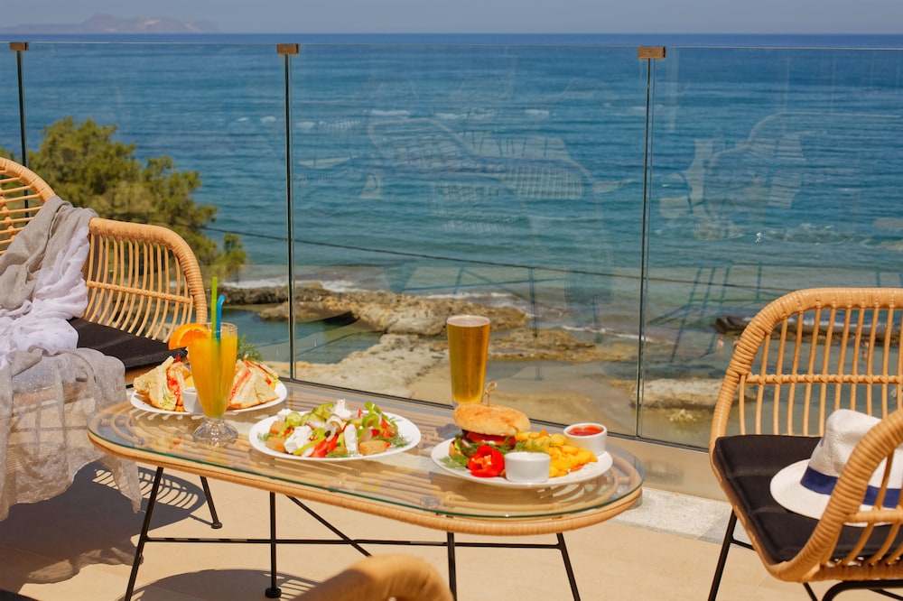 Archipelagos Hotel 22/46