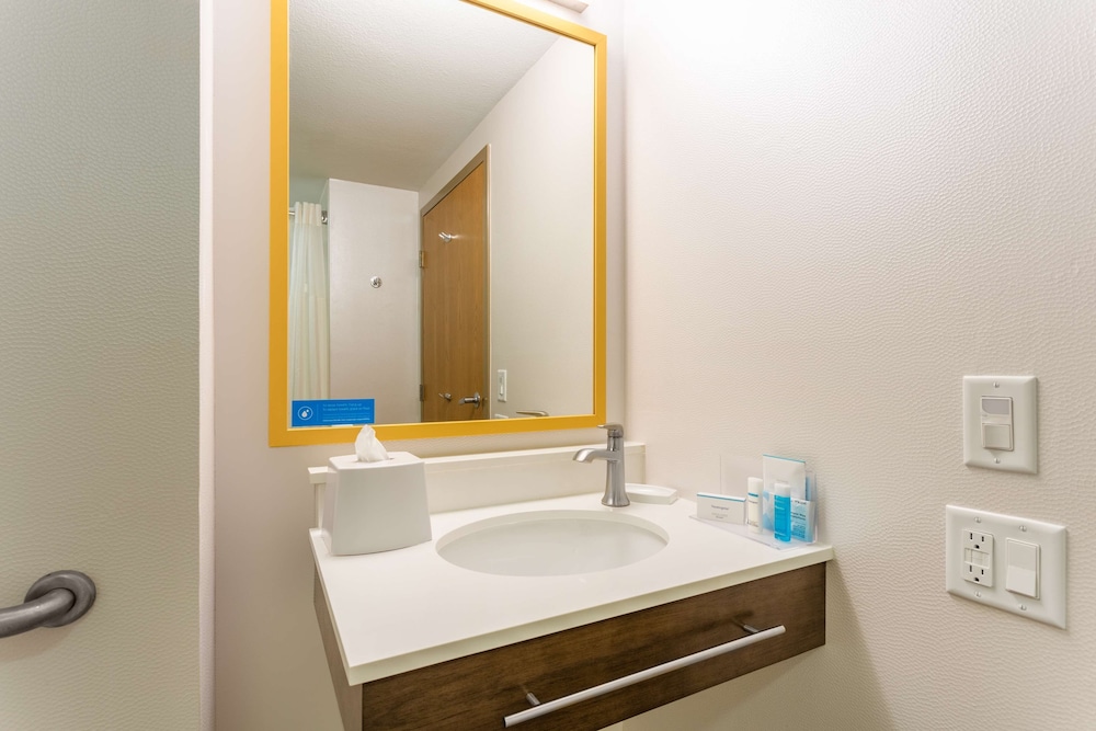 Hampton Inn Cedar Rapids 13/33