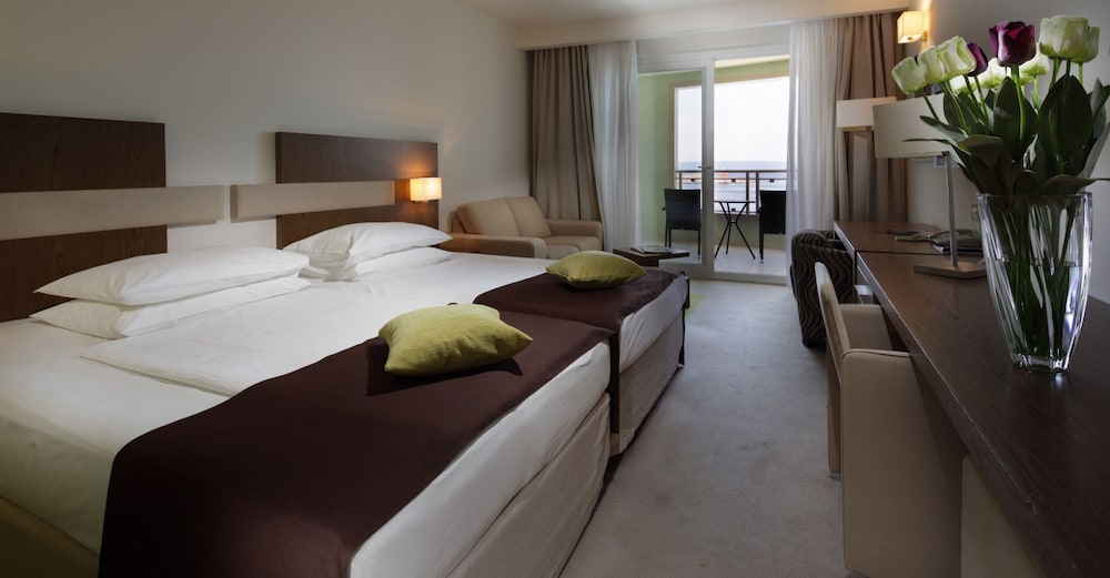 Hotel Park Makarska 36/80