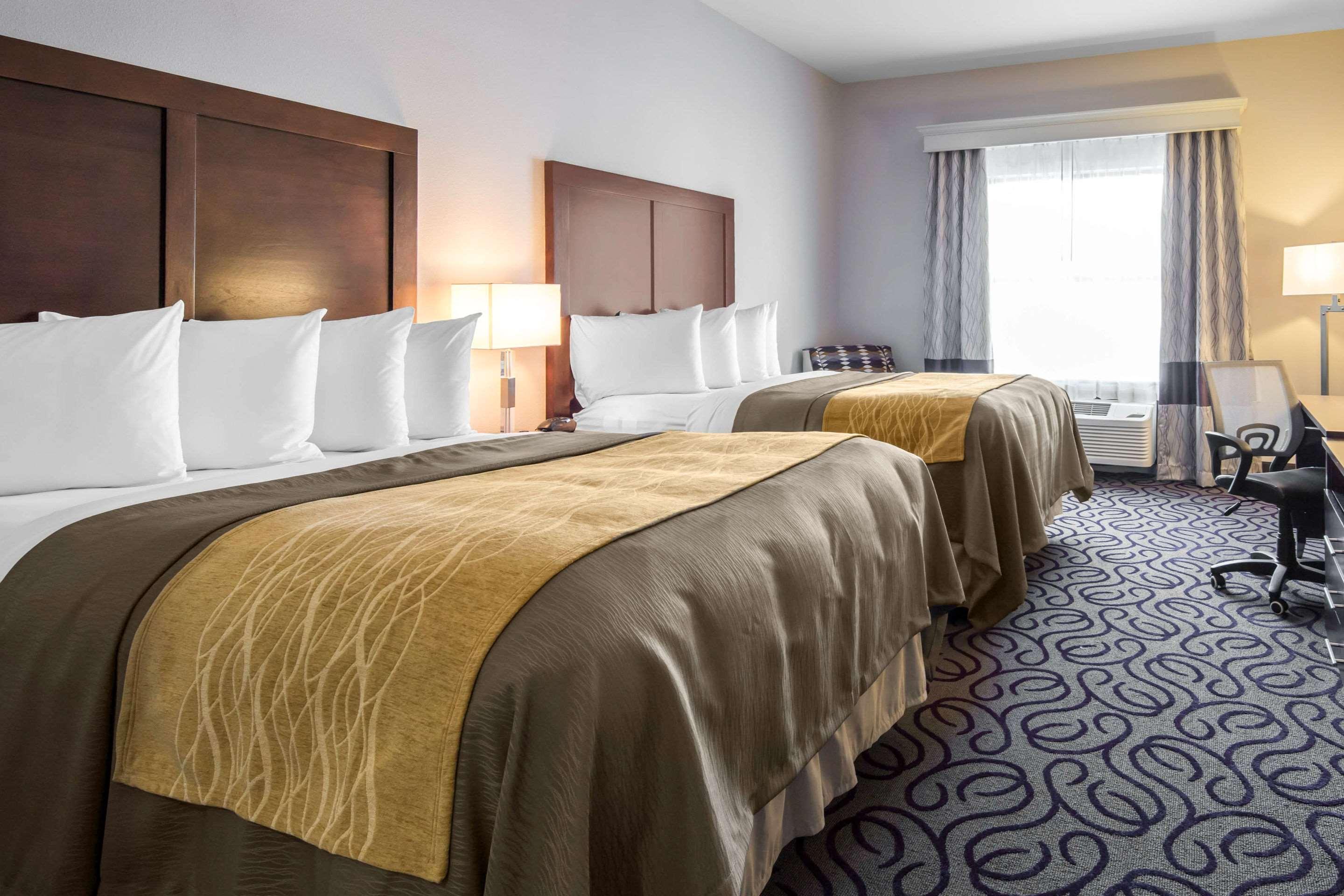 غرفة بسريرين كوين، Comfort Inn & Suites Lovington, NM 4/6