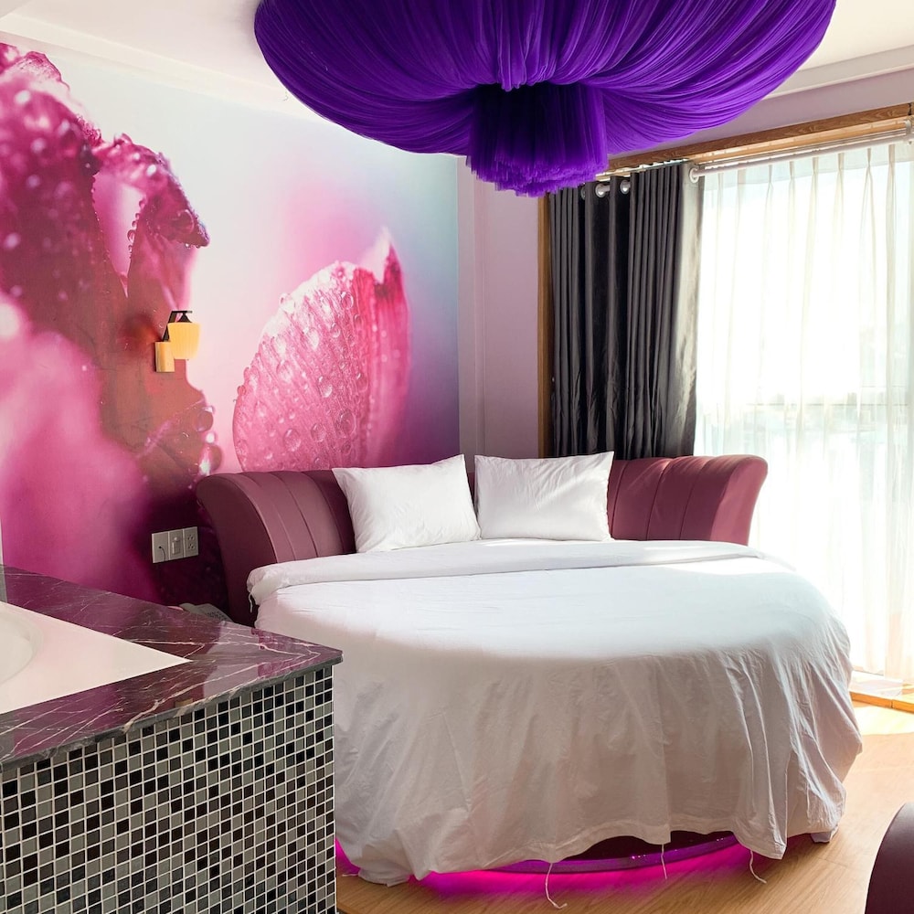 Cupid 2 Hotel 31/67