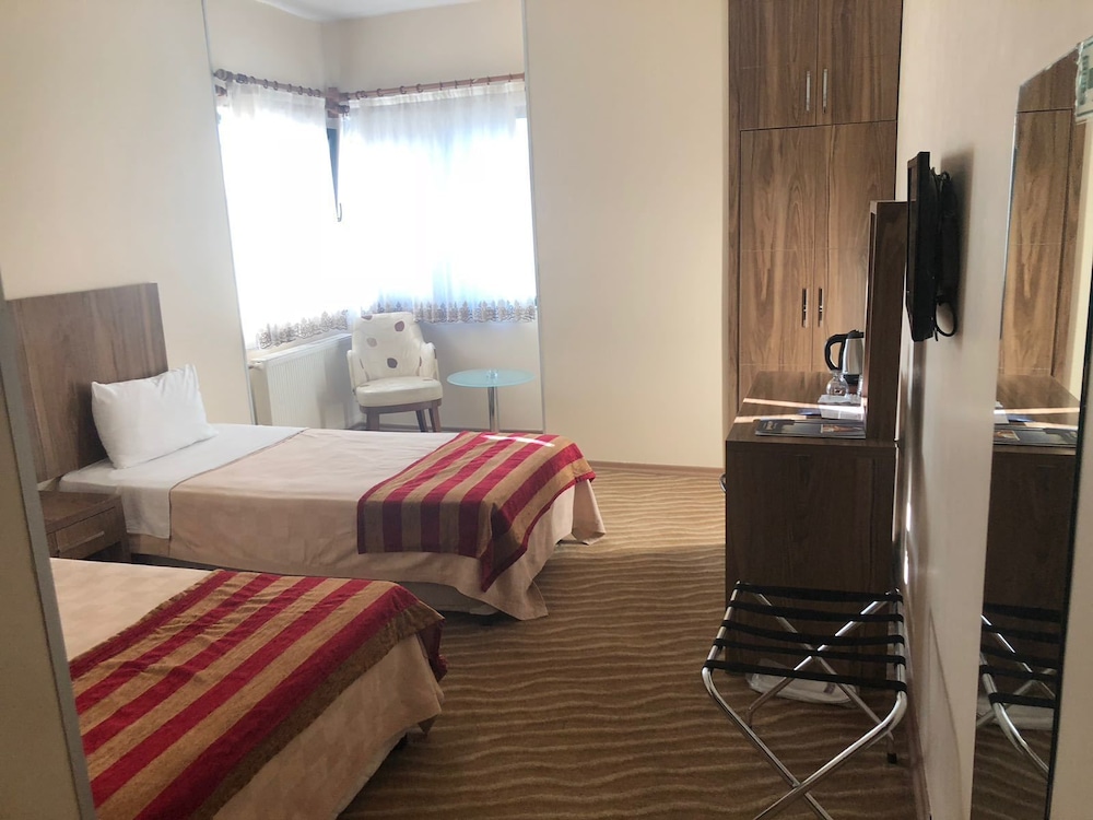 Kilim Hotel 16/35
