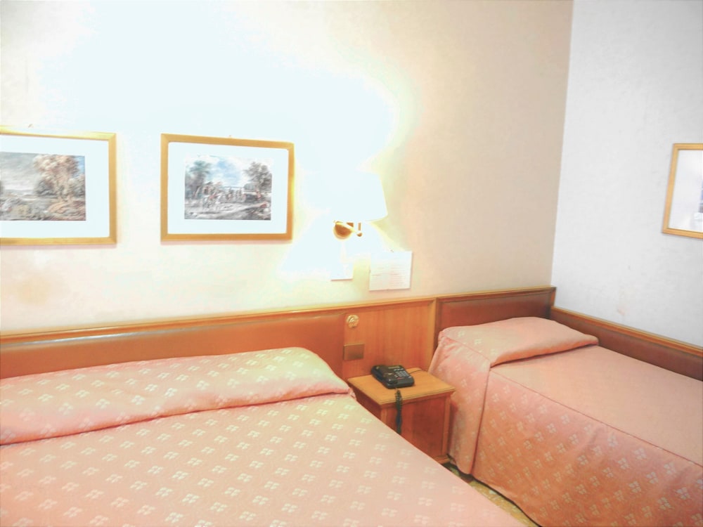 Hotel San Pietro 39/50