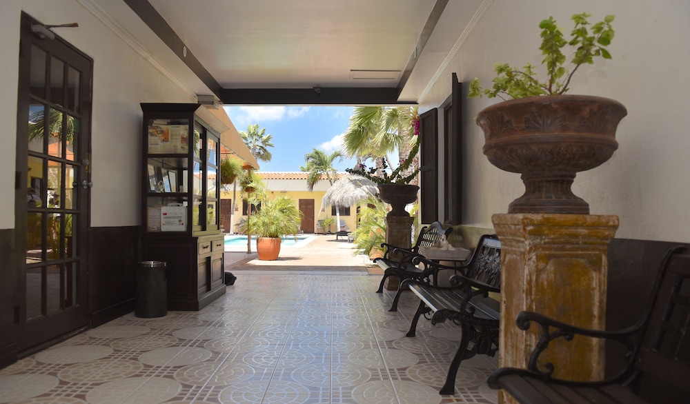 Arubiana Inn 42/64