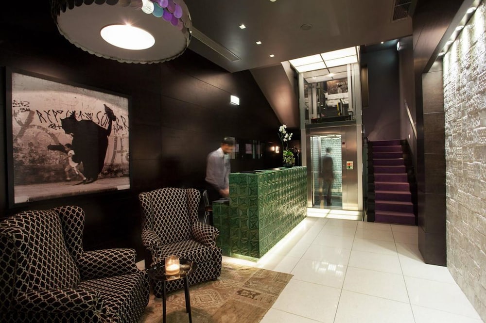Internacional Design Hotel 41/46