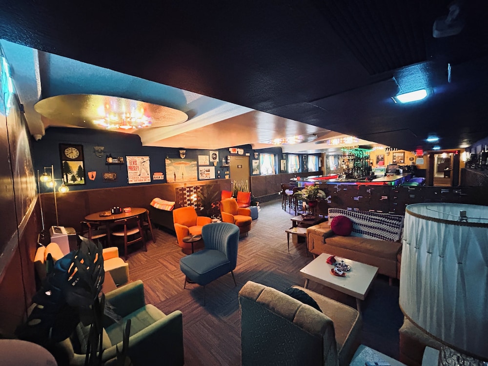 O Haire Motor Inn 24/30