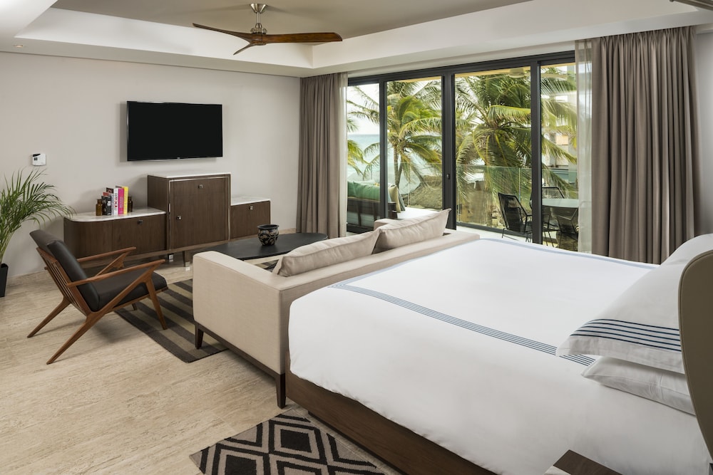 Thompson Playa Del Carmen Beach House 9/37