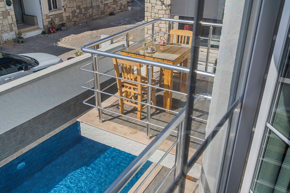 Mea Otel Reisdere Cesme 34/50