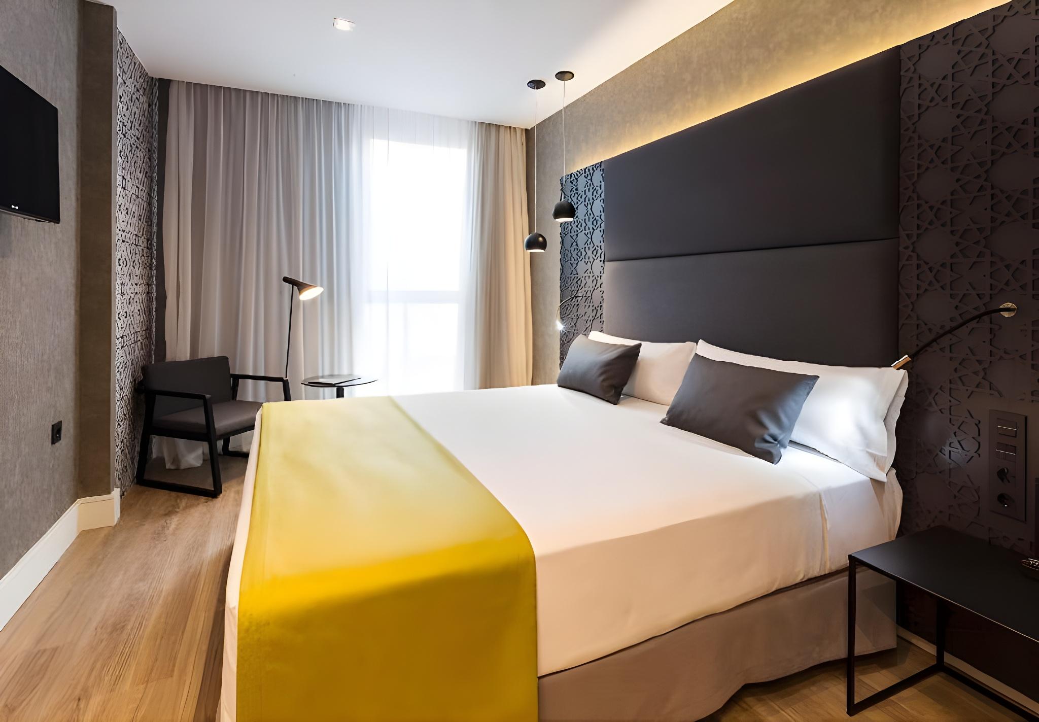 PREMIUM, DOUBLE BED
