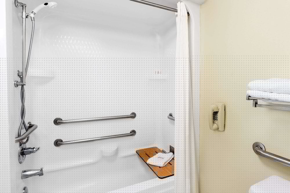 Days Inn & Suites by Wyndham Pocahontas 5/42