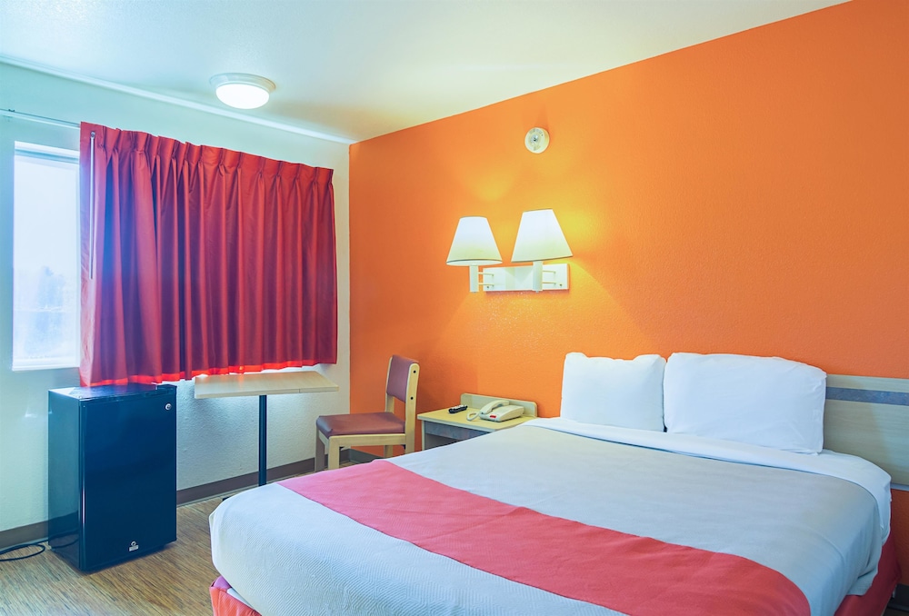 Motel6 Russellville, AR 17/49