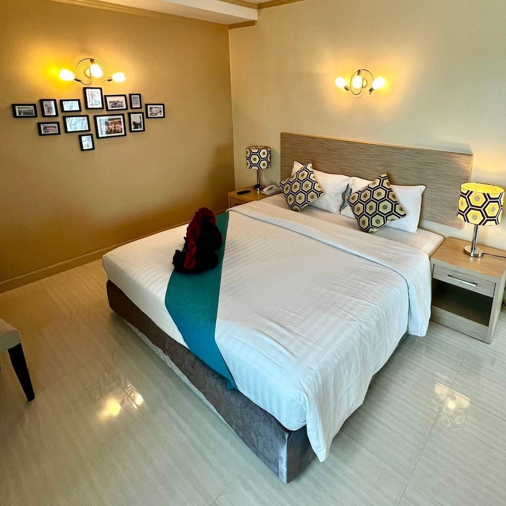 Thipurai City Hotel 25/79