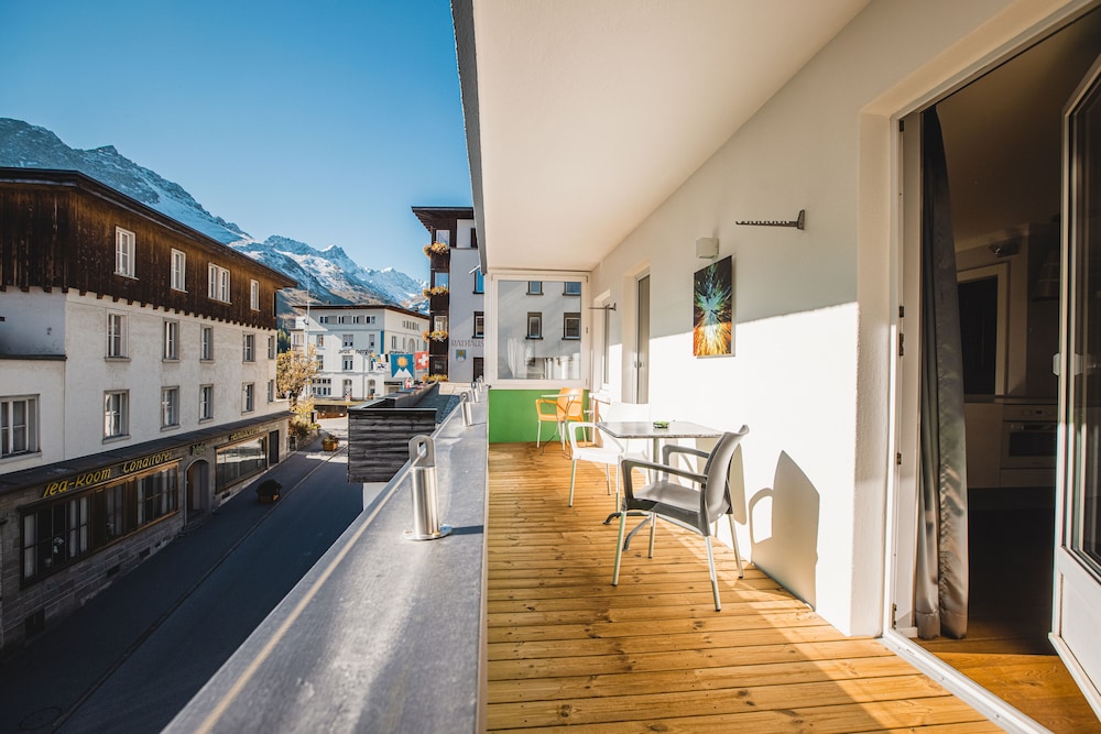 Home Hotel Arosa 44/50