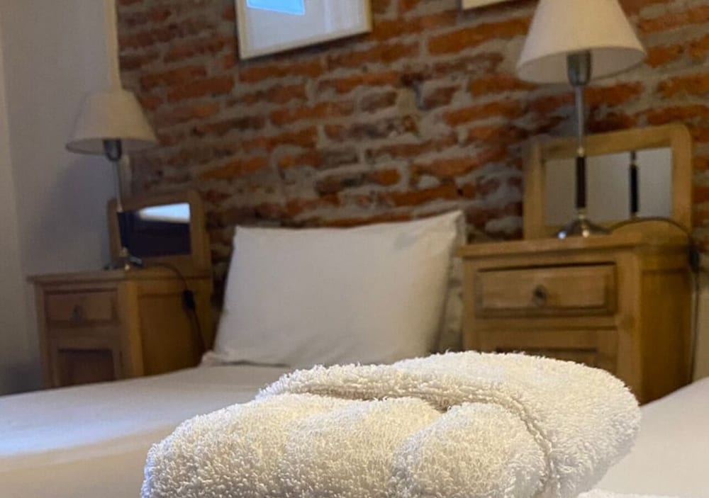 Posada Gotan Bed & Breakfast 30/45