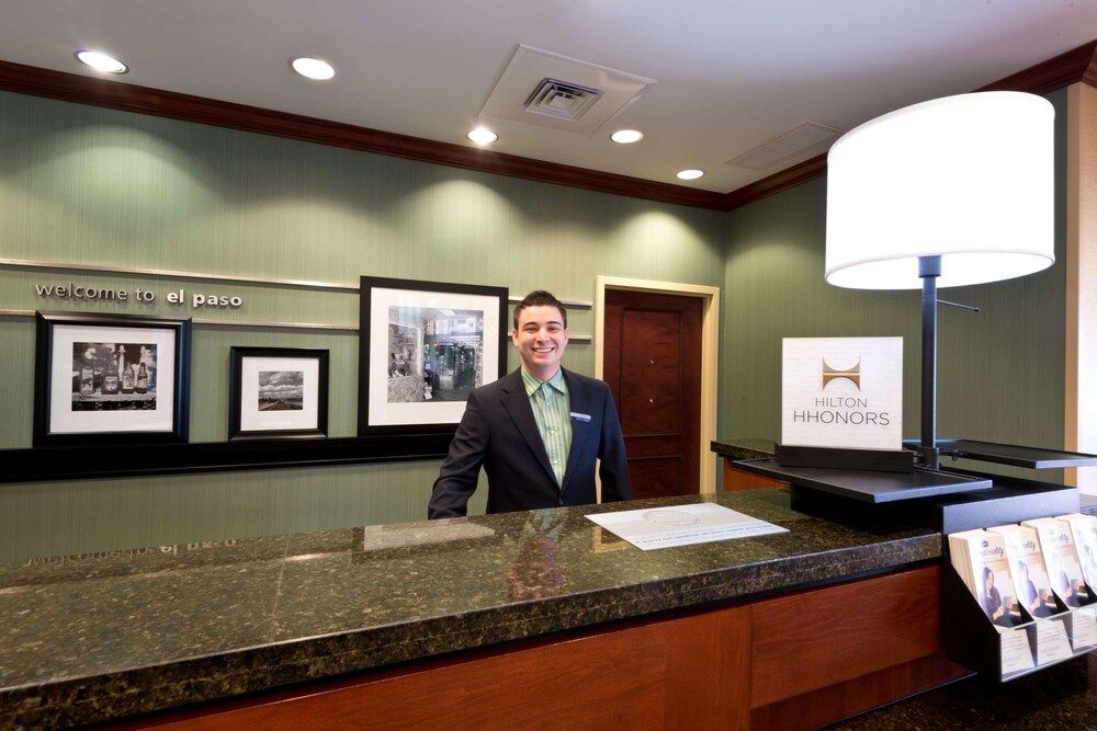 Hampton Inn Suites el Paso West 6/67
