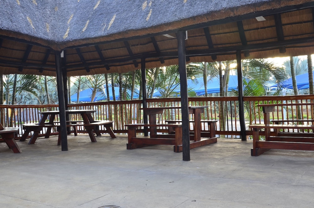 Sand River Resort 26/48