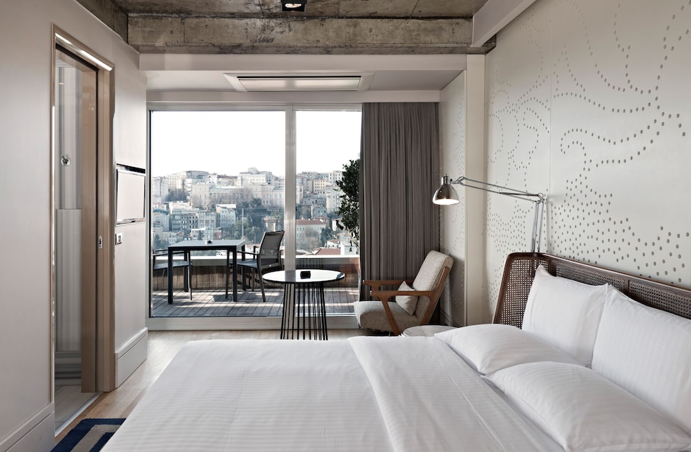 Witt Hotel 19/56
