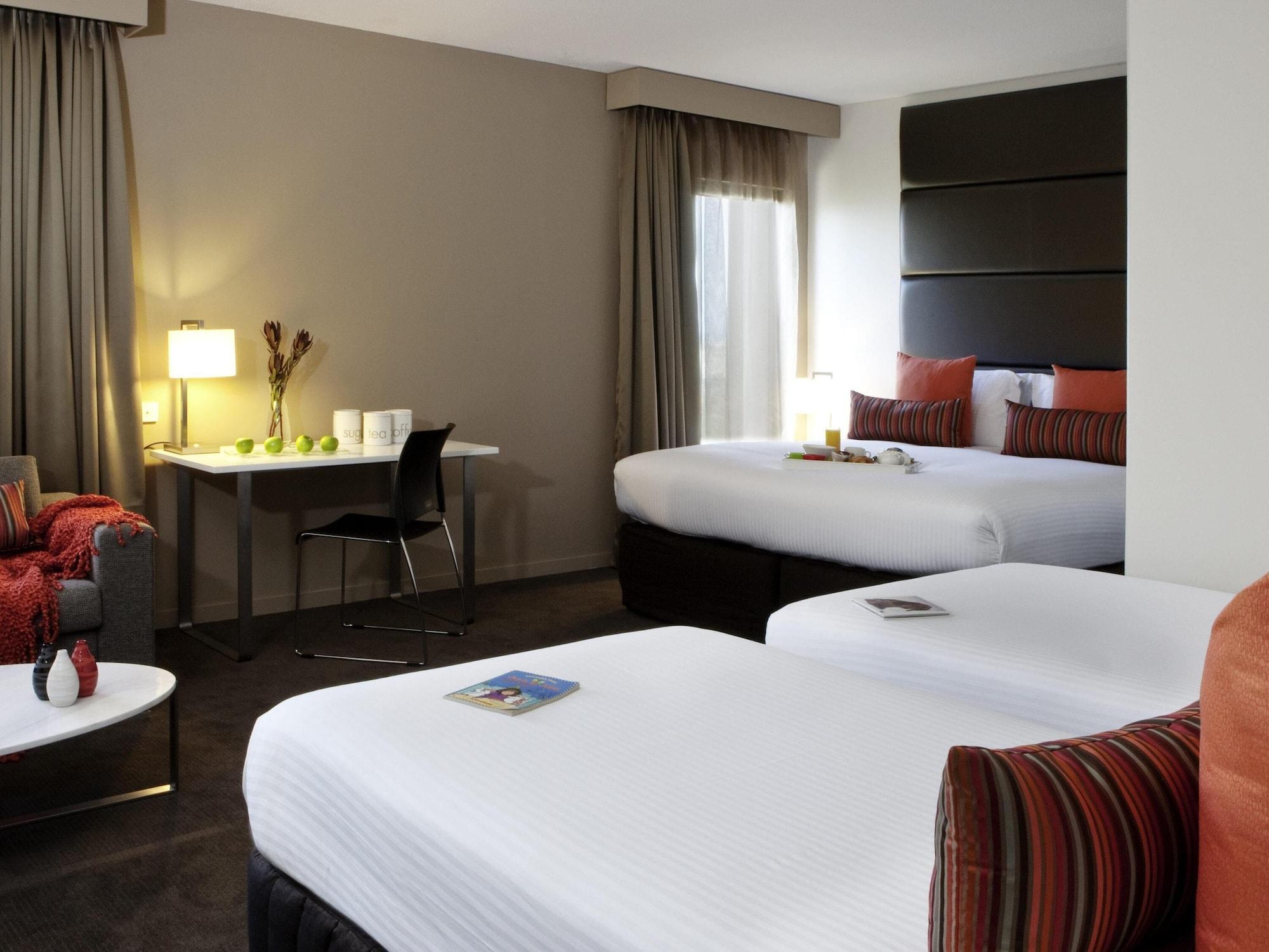 Family, Multiple Beds