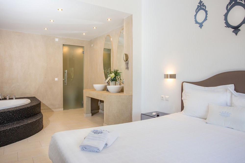 Golden King Villas Skiathos 12/60