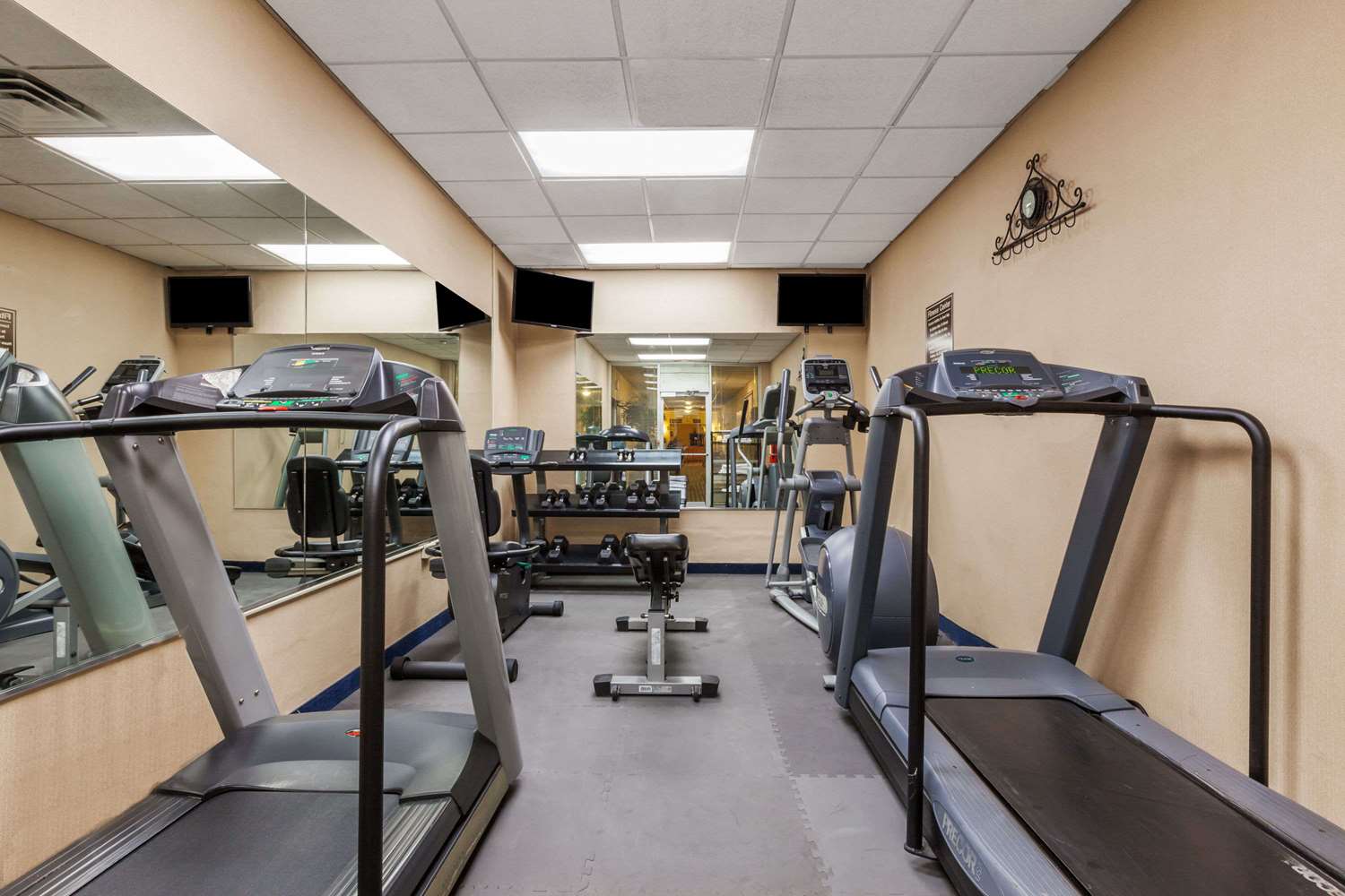 Days Inn by Wyndham Kenner/New Orleans Airport South 18/29