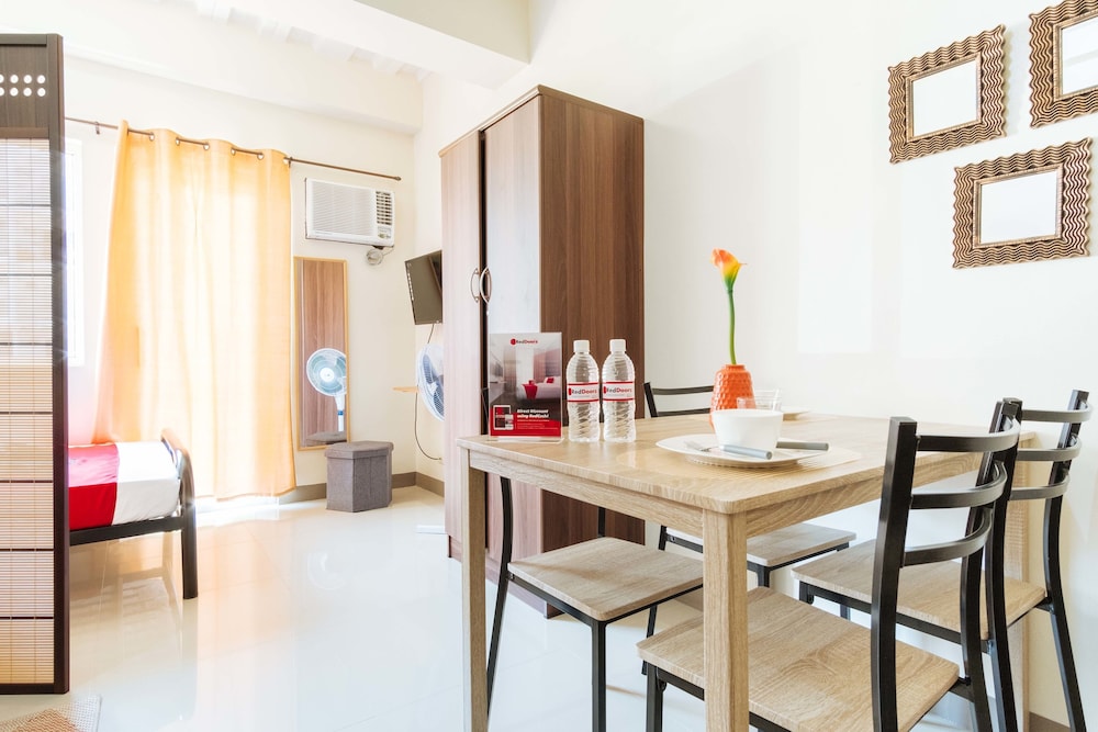 RedDoorz Kassel Residences Paranaque 15/19