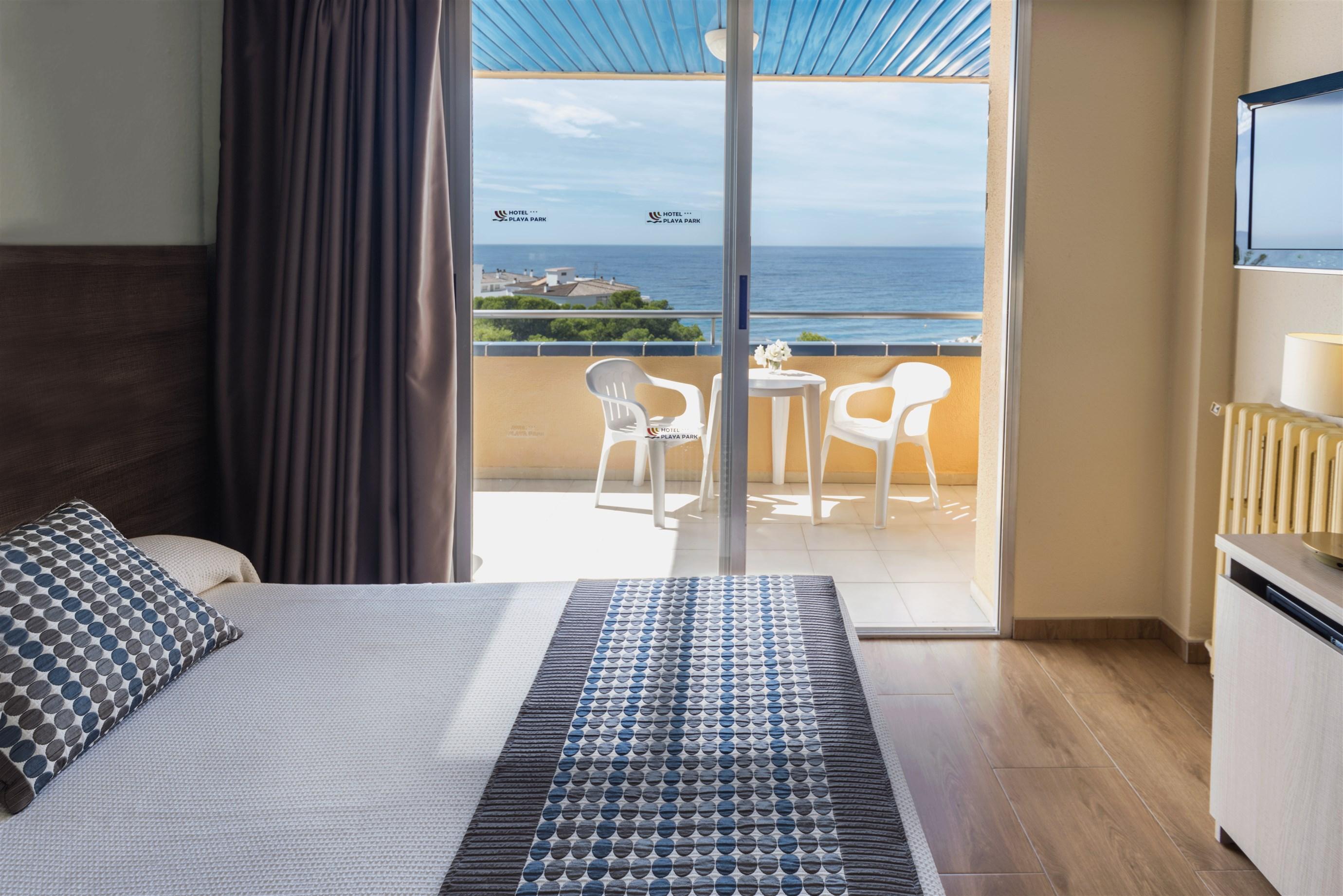 Standard, Sea View, Balcony or Terrace