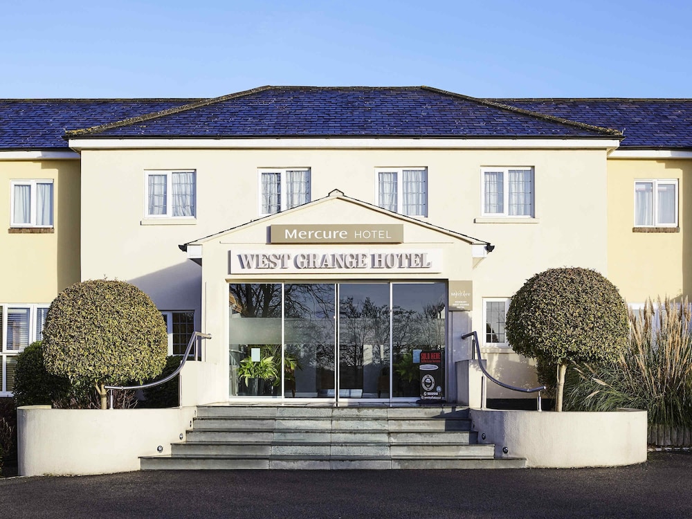 Mercure Newbury West Grange Hotel 2/72