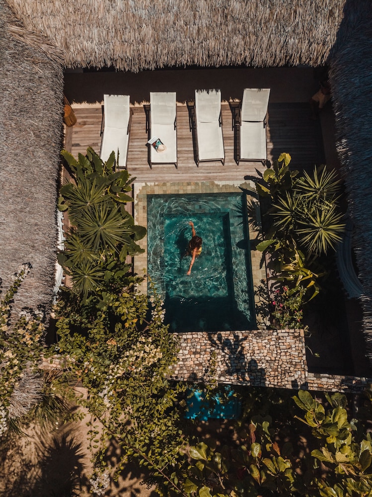 Villa Alegria 5/87