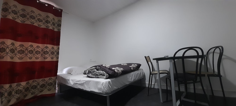 Hotel Des Andelys 4/26