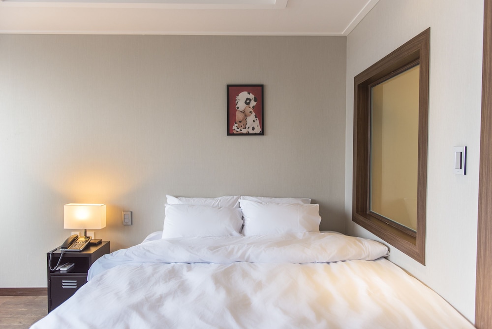 CHECK INN HOTEL JEJU 17/43
