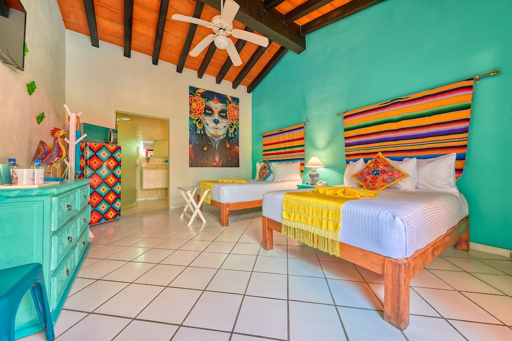 Vallarta Sun Hotel 9/50