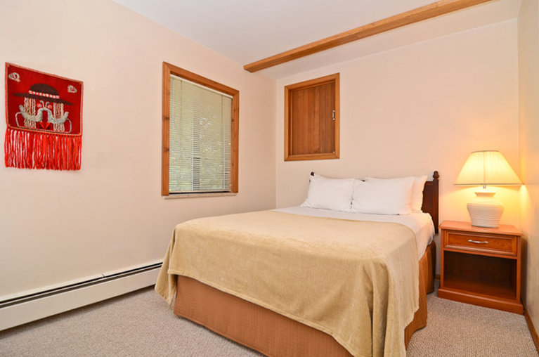 Best Western Ptarmigan Lodge 11/72